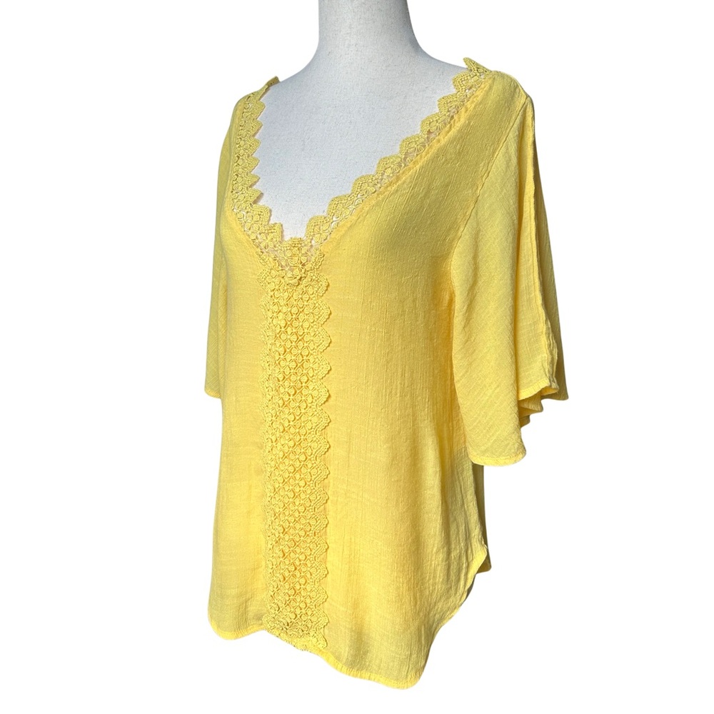 Unique Spectrum Lace Trim Flowy Women's Boho Tunic Blouse - S - Yellow